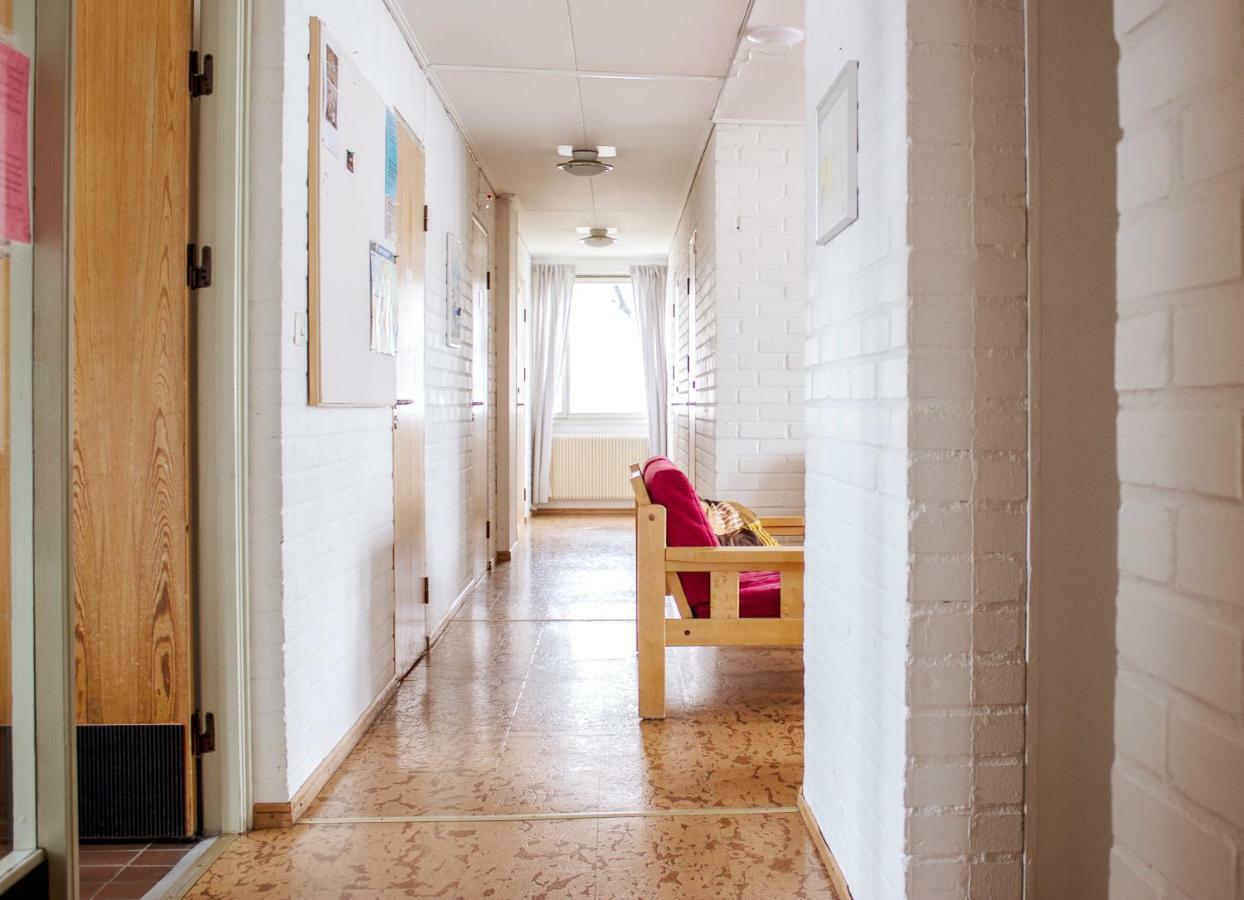 Nordiska Folkhoegskolan Bed And Breakfast Kungalv Ngoại thất bức ảnh